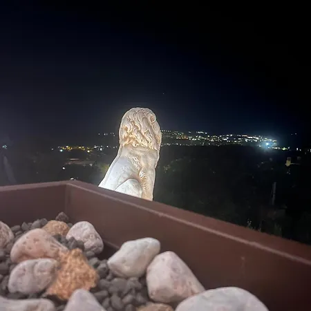 Leone Con Piscina Privata Villa