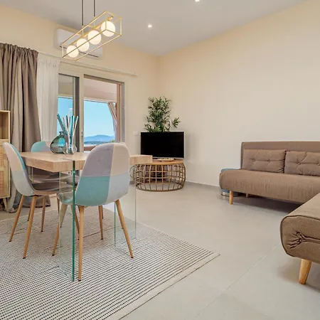 Leone Con Piscina Privata Villa Punta Molara