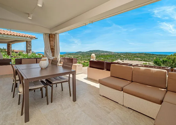 Leone Con Piscina Privata 别墅 Punta Molara